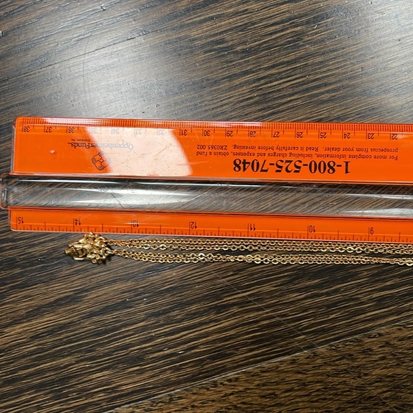 Vintage from late 60s early 70s Monet tassel necklace gold tone/new condition28” - Picture 14 of 14